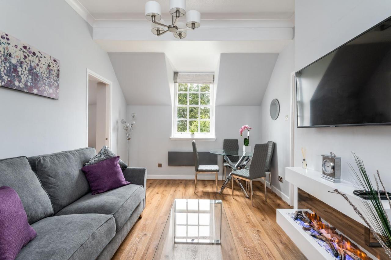 Stylish Apt With Minster Views I Pass The Keys York Exterior photo